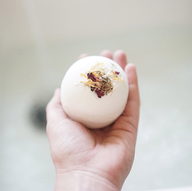 Moisturizing | Bath Bomb